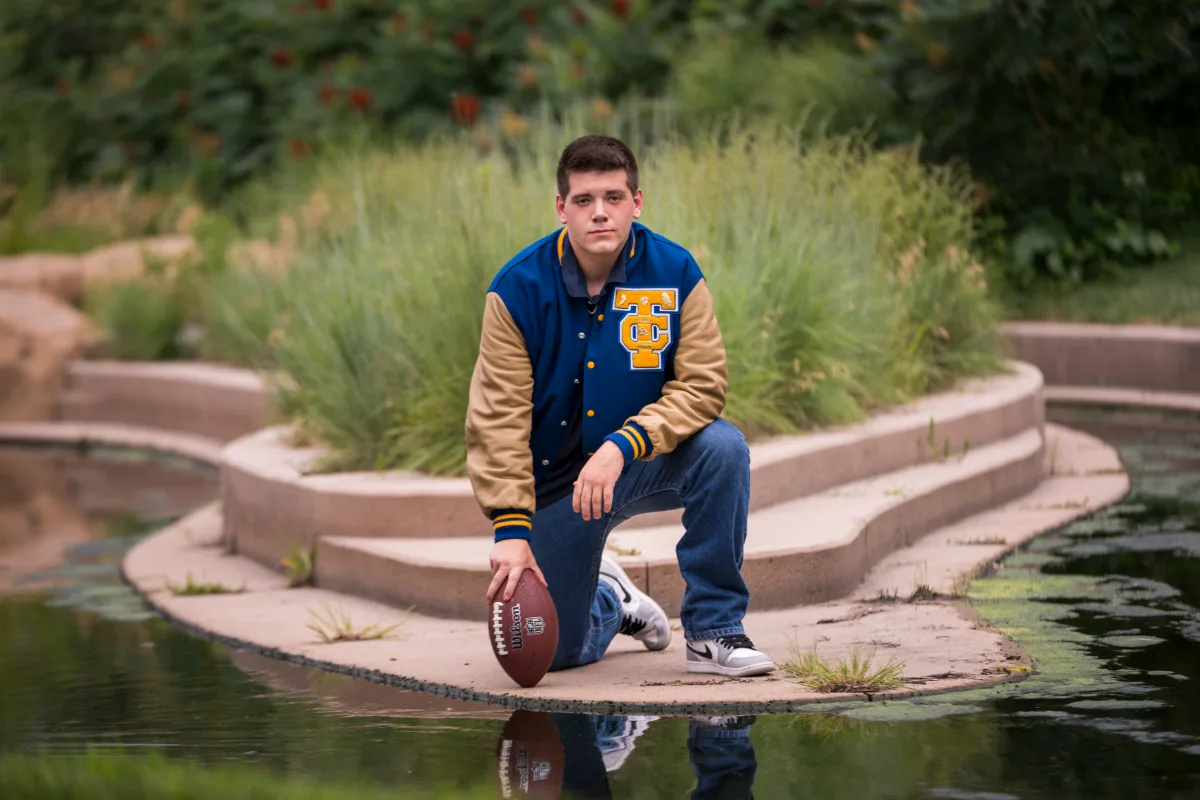 Senior portrait session in Lincoln, Nebraska
