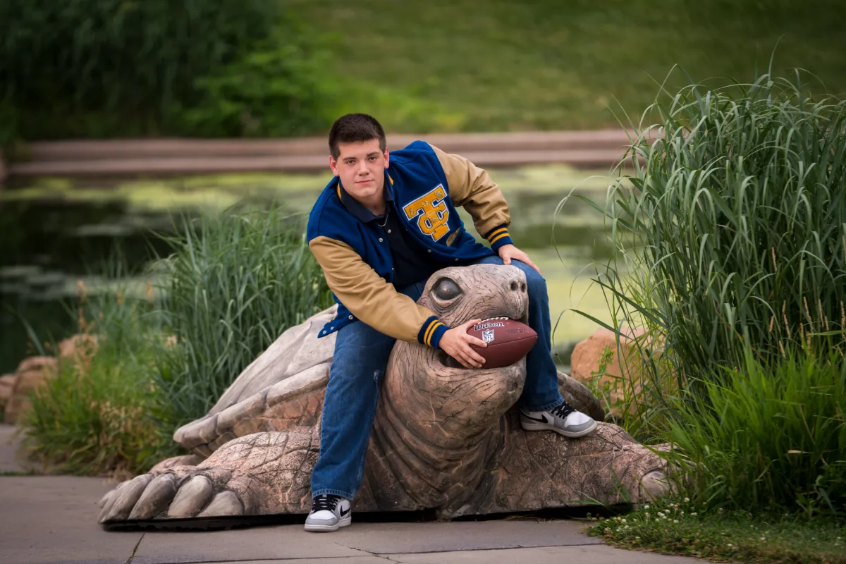 Senior portrait session in Lincoln, Nebraska