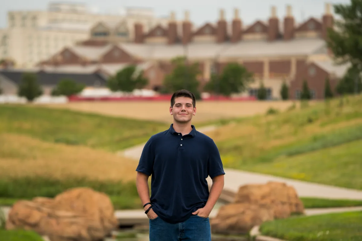 Senior portrait session in Lincoln, Nebraska